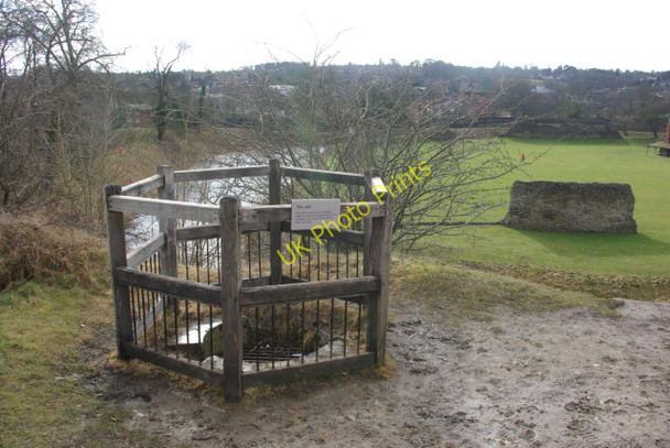 Photo 6"x4" Berkhamsted Castle Berkhamsted c2010