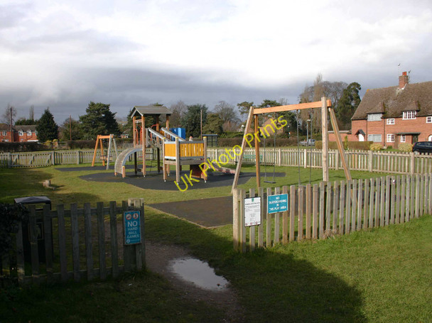 Photo 6"x4" Play area on Knights Lane, Tiddington Tiddington\/SP2255 c2010