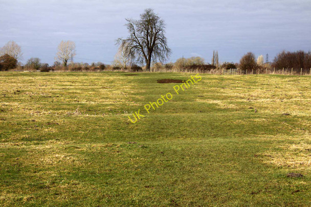 Photo 6"x4" The footpath to Worminghall crosses a ridge and furrow field Ickford c2010
