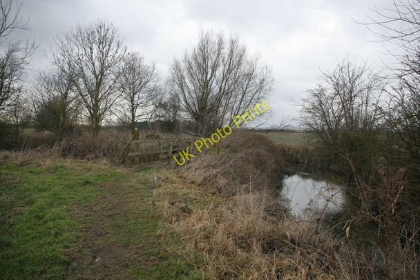 Photo 6"x4" Brook by the bridge Mackney c2010