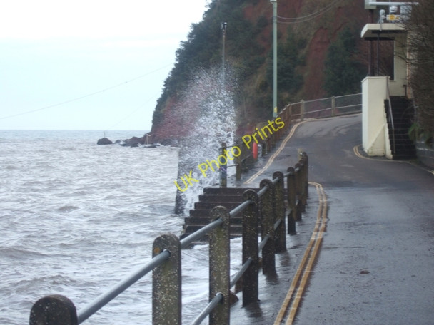 Photo 6"x4" Sea breaking over Marine Parade, Shaldon Teignmouth c2010