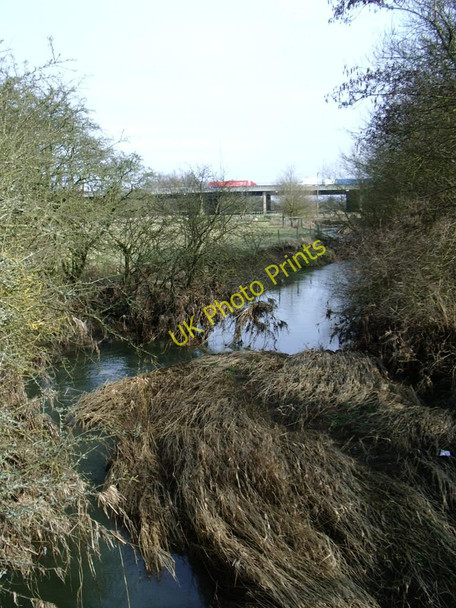 Photo 6"x4" River Avon towards M1 motorway Lilbourne c2010
