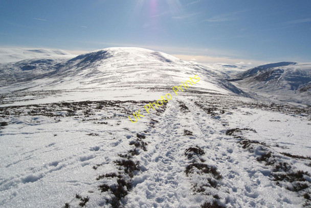 Photo 6"x4" On Sron Dubh Tomintoul\/NO1490 c2010