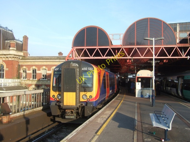 Photo 6"x4" Platform 1, Portsmouth and Southsea station Portsmouth\/SU6501 c2010
