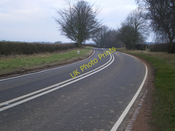 Photo 6"x4" Norbury Parish milepost in its setting Grub Street c2010