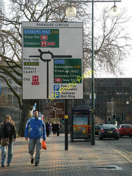 Photo 6"x4" Paradise Circus signs Lee Bank c2010