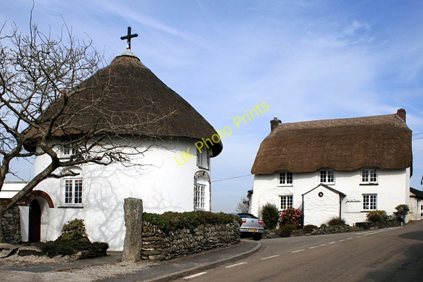 Photo 6"x4" Round House Veryan Green (2010) Veryan Green c2010
