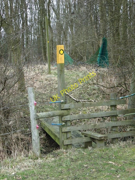 Photo 6"x4" Stile, perimeter of Shawell Wood Shawell c2010