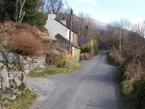 Photo 6"x4" Gallt Fachwen above the former Capel Fachwen chapel Fachwen\/SH5761 c2010