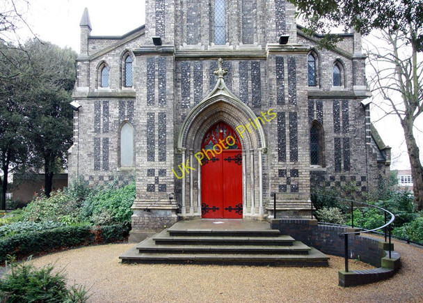 Photo 6"x4" St Peter & St Paul, Chingford Chingford c2010 P1
