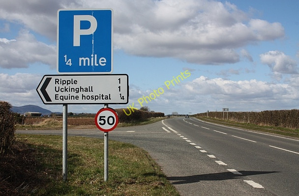 Photo 6"x4" A38 road junction Naunton\/SO8739 c2010