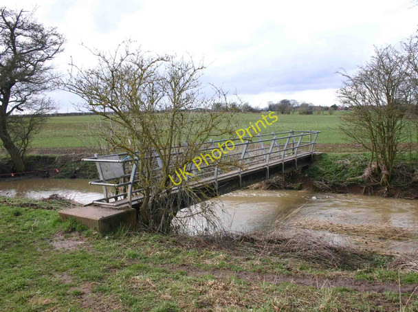 Photo 6"x4" Footpath bridge over the River Dene Walton\/SP2853 c2010