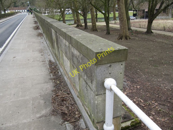 Photo 6"x4" Parapet with a bench mark Shillingford\/SU5992 c2010