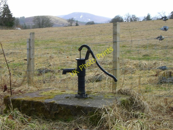 Photo 6"x4" Well-pump at Dublin Cnoc Ruadh c2010