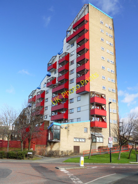 Photo 6"x4" Tom Collins House, Byker Wall Newcastle upon Tyne c2010