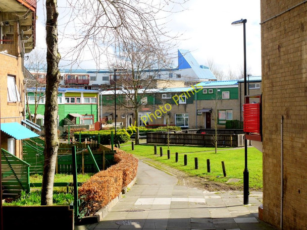 Photo 6"x4" Behind Byker Wall Newcastle upon Tyne c2010