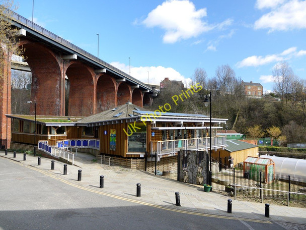 Photo 6"x4" Ouseburn Farm and Byker Bridge Newcastle upon Tyne c2010