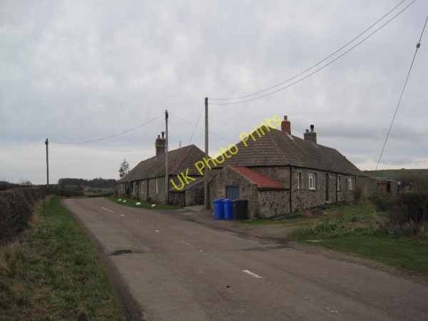 Photo 6"x4" Cottages near Easington Grange Elwick\/NU1136 c2010