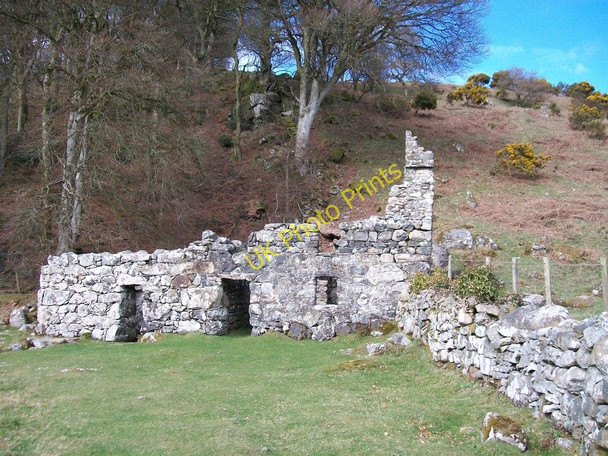 Photo 6"x4" The well chambers and keeper's cottage Llangybi\/SH4241 c2010