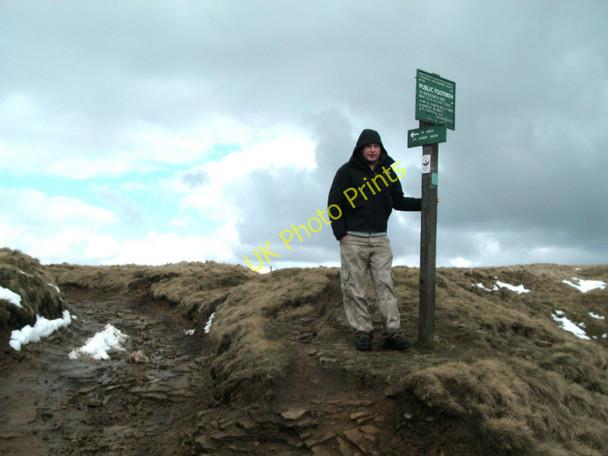 Photo 6"x4" Chapel Gate signpost Perryfoot c2010