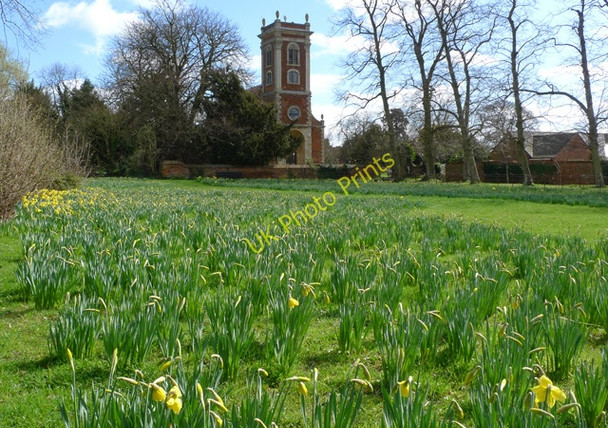 Photo 6"x4" Willen Church Newport Pagnell c2010
