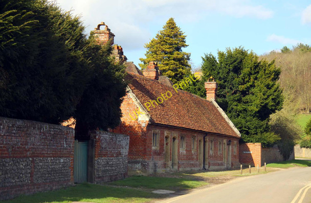 Photo 6"x4" Almshouses at Mapledurham Mapledurham c2010