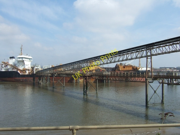 Photo 6"x4" Boat at Angerstein's Wharf Greenwich\/TQ3977 c2010