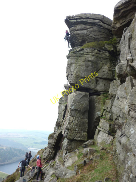Photo 6"x4" Climbers on Bamford Edge Bamford\/SK2083 c2010