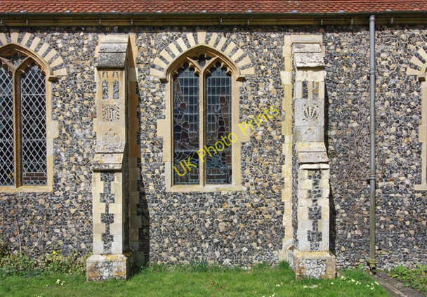 Photo 6"x4" St Andrew, Quidenham, Norfolk - Wall Quidenham c2010