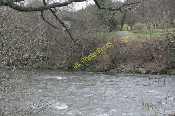 Photo 6"x4" Looking across the Wye Llanwrthwl c2010
