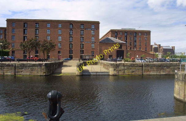 Photo 6"x4" Albert Dock Toxteth c2004