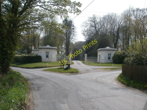 Photo 6"x4" Rockbourne, lodges Rockbourne c2010