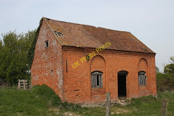 Photo 6"x4" Brick building at Newbarn Hardwick Green c2010
