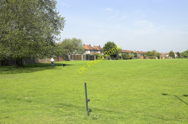 Photo 6"x4" Grosvenor Playing Field, Hayes Hillingdon\/TQ0882 c2010