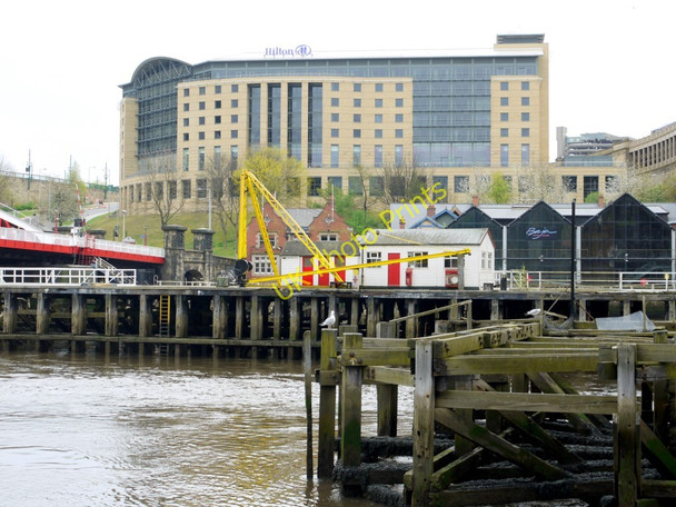 Photo 6"x4" Hilton Hotel, Gateshead Newcastle upon Tyne c2010