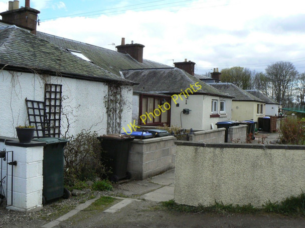 Photo 6"x4" Mill workers' cottages Blairgowrie c2010