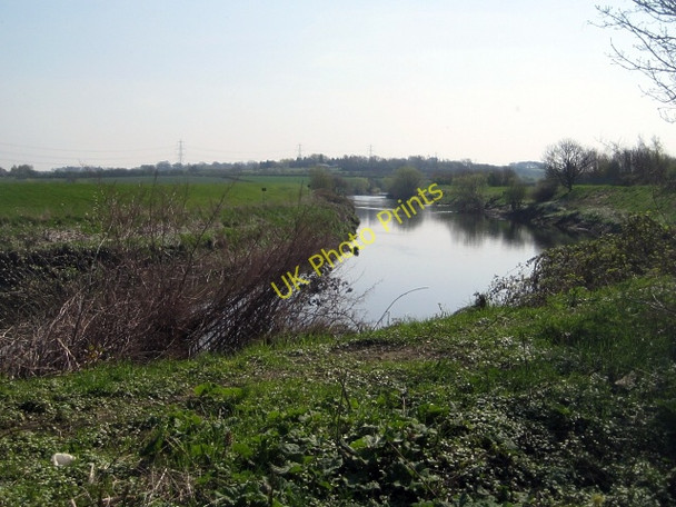 Photo 6"x4" River Calder Bottom Boat c2010