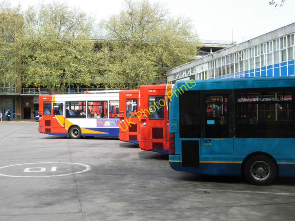 Photo 6"x4" Bedford Bus Station Bedford\/TL0549 c2010