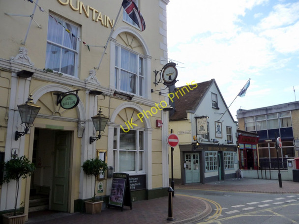Photo 6"x4" High Street, Cowes, Isle of Wight Cowes c2009