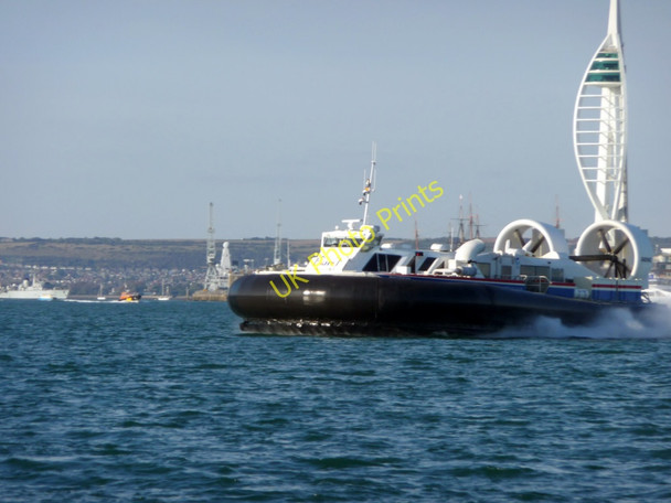 Photo 6"x4" Hovercraft, The Solent Clayhall\/SZ6198 c2009