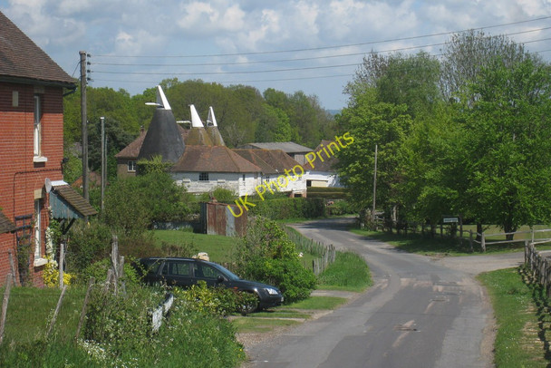 Photo 6"x4" Unconverted Oast House at Harts Heath Farm, Five Oak Lane, Curtisden Green, Kent Marden Thorn c2010