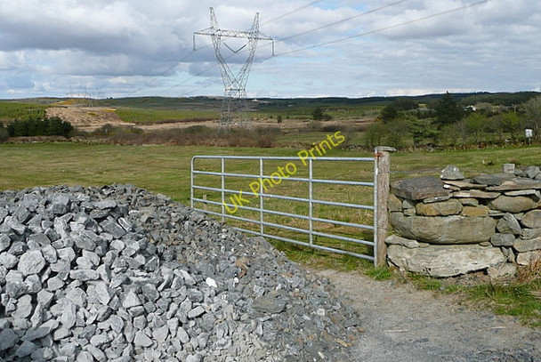 Photo 6"x4" Gateway by the pylons Connolly c2010