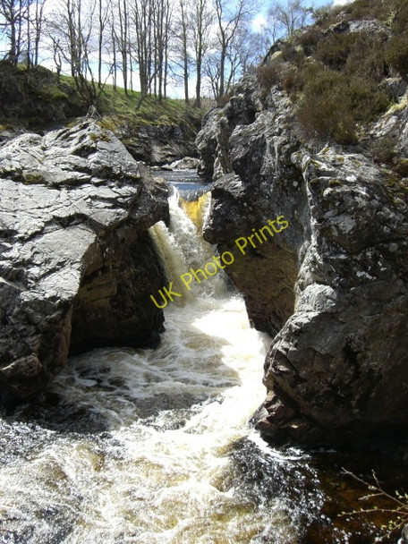 Photo 6"x4" Fall on the River Carron Amatnatua c2010
