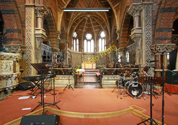 Photo 6"x4" St James the Less, Vauxhall Bridge Road, SW1 - Chancel Westminster c2010