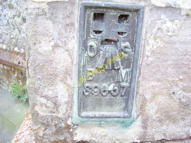 Photo 6"x4" OS Flush Bracket S9657 Holt\/TG0838 c2007