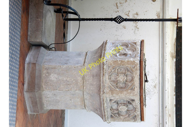 Photo 6"x4" Holy Trinity, Meldreth - Font Meldreth c2011