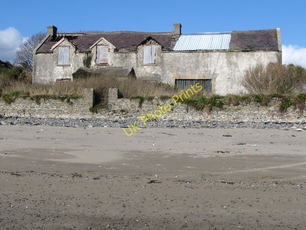 Photo 6"x4" Derelict house overlooking Greencastle Beach Greencastle\/J2411 c2011