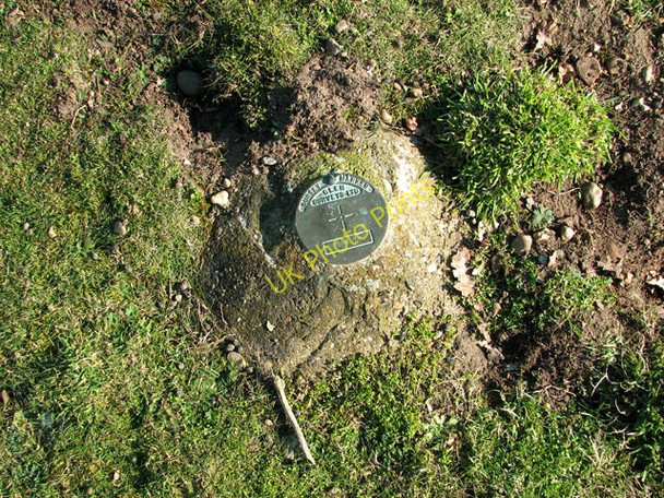 Photo 6"x4" Chapel Hill - Glen Surveys Ltd marker Caistor St Edmund c2011