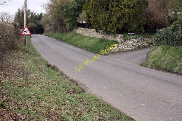 Photo 6"x4" View along Witney Road Witney c2011