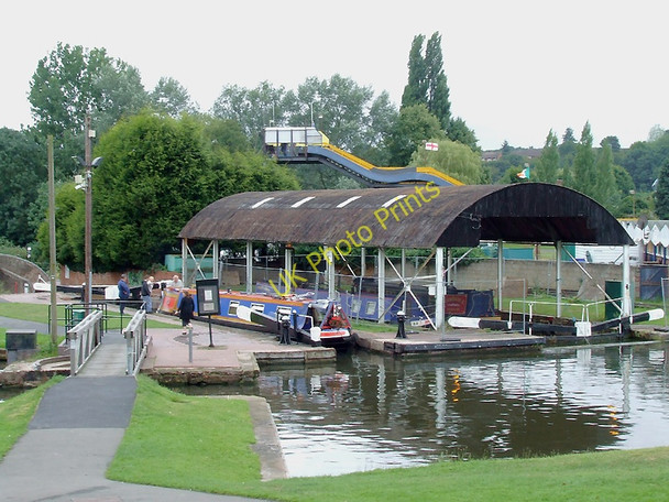 Photo 6"x4" Lock and dry dock below Stourport Basin, Worcestershire Stourport-on-Severn c2010